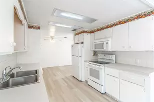 320 N Forest Blvd, Lake Mary, FL 32746 - Photo 23