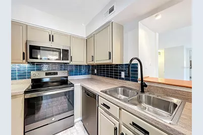 470 W Par Street #470, Orlando, FL 32804 - Photo 23