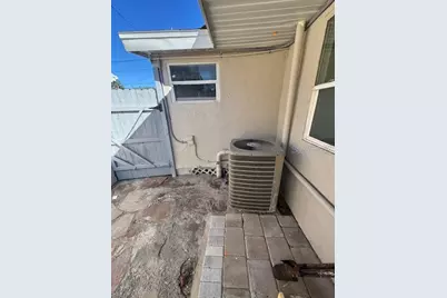 330 S. Buena Vista Avenue, Orlando, FL 32835 - Photo 5