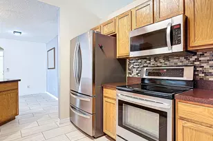 674 Gainsboro St, Deltona, FL 32725 - Photo 13