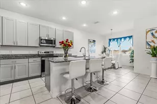 267 Tarpon Bay Blvd, Haines City, FL 33844 - Photo 3