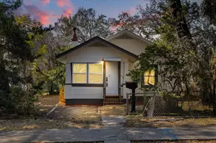 1759 43rd St S, Saint Petersburg, FL 33711 - Photo 1