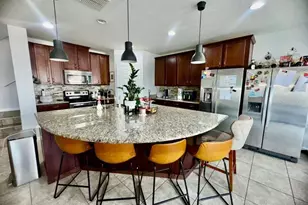 2625 Waterline St, Kissimmee, FL 34743 - Photo 11