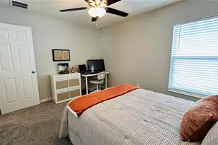 9475 Oakleaf Hammock Pl, Seffner, FL 33584 - Photo 15