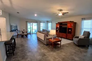 9475 Oakleaf Hammock Pl, Seffner, FL 33584 - Photo 7