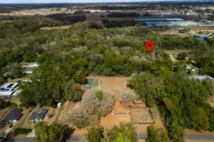 600 W Clarke St, Wildwood, FL 34785 - Photo 23