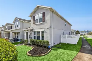 10043 Sequel Aly, Winter Garden, FL 34787 - Photo 5