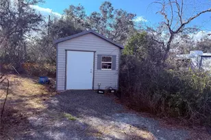 900 Racoon Trail, Frostproof, FL 33843 - Photo 9