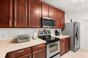 9651 Doris Ln, Orlando, FL 32829 - Photo 15