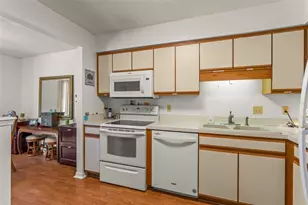 5300 Dover Village Ln, Orlando, FL 32812 - Photo 7