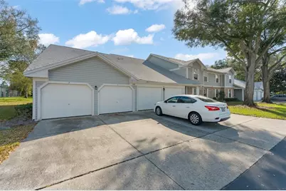 5300 Dover Village Lane #4, Orlando, FL 32812 - Photo 3