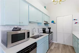 527 Beach Rd, Sarasota, FL 34242 - Photo 11