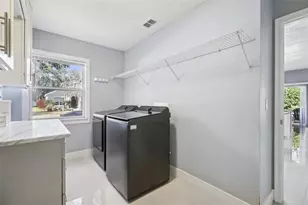 1978 Applegate Dr, Ocoee, FL 34761 - Photo 9