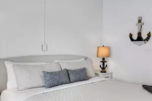 1129 Seaside Dr, Sarasota, FL 34242 - Photo 21