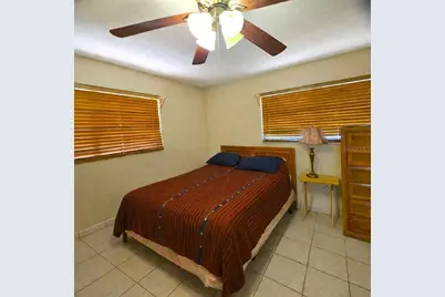 1561 NW 77th Way, Pembroke Pines, FL 33024 - Photo 13