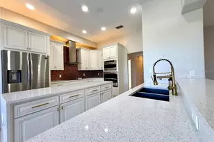 9060 Heritage Bay Cir, Orlando, FL 32836 - Photo 7