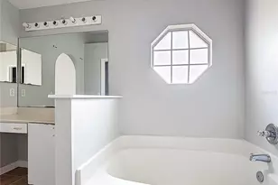 40 Coventry Ct, Kissimmee, FL 34758 - Photo 17