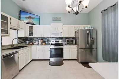 8013 Aspencrest Court, Orlando, FL 32835 - Photo 11