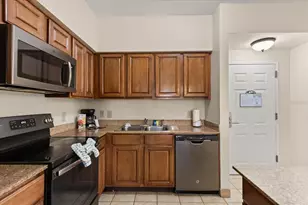 12539 Floridays Resort Dr, Orlando, FL 32821 - Photo 15