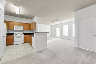 19935 Villa View Circle, Orlando, FL 32821 - Photo 3