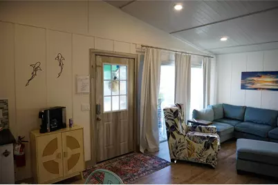 2504 Avenue B, Bradenton Beach, FL 34217 - Photo 7