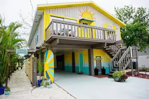 2504 Avenue B, Bradenton Beach, FL 34217 - Photo 13