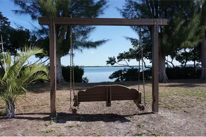 2504 Avenue B, Bradenton Beach, FL 34217 - Photo 49