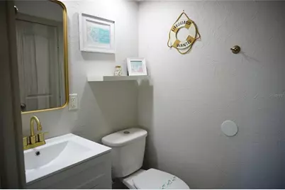 2504 Avenue B, Bradenton Beach, FL 34217 - Photo 15