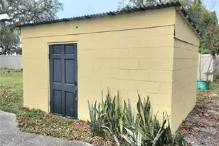 615 S Laurel Ave, Sanford, FL 32771 - Photo 13