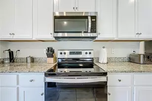 3196 Blue Crab Dr, Tavares, FL 32778 - Photo 9