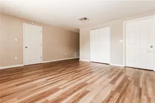 6425 Pueblo Ave, New Port Richey, FL 34653 - Photo 9