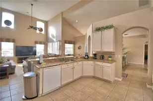 609 N Hampton Dr, Davenport, FL 33897 - Photo 37