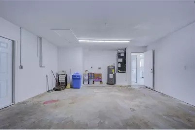 3540 65th Avenue Circle E, Sarasota, FL 34243 - Photo 31