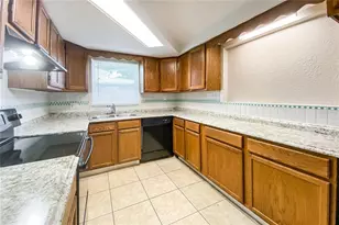 1103 Chelsea Ln, Holiday, FL 34691 - Photo 7