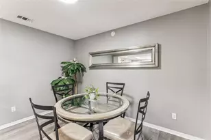 4474 Golden Rain Ct, Orlando, FL 32808 - Photo 5