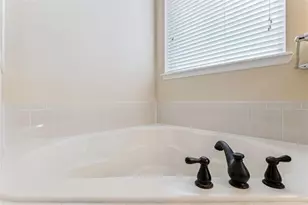 1375 Hazeldene Manor, Deland, FL 32724 - Photo 19