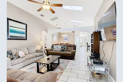 512 Viola Dr, Davenport, FL 33837 - Photo 5