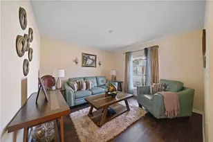 6518 Crescent Loop, Winter Haven, FL 33884 - Photo 5