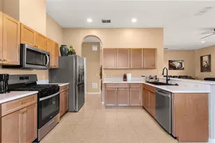 2390 Caledonian St, Clermont, FL 34711 - Photo 3