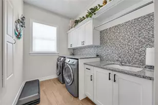 1210 Johns Cove Ln, Oakland, FL 34787 - Photo 45