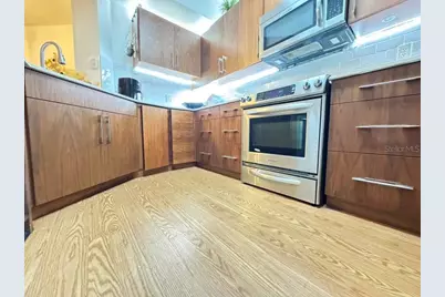 5560 Metrowest Boulevard #201, Orlando, FL 32811 - Photo 15