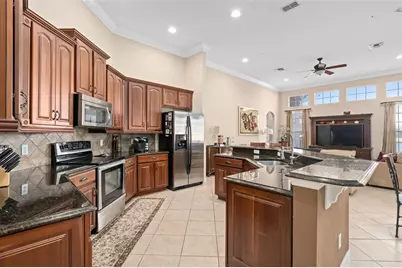 8798 Warwick Shore Crossing, Orlando, FL 32829 - Photo 11