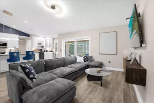 420 Dolcetto Dr, Davenport, FL 33897 - Photo 11