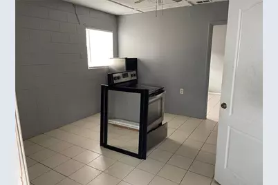 4846 Betty Sue Terrace, Orlando, FL 32808 - Photo 15