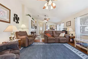 1736 Challenger Ave, Davenport, FL 33897 - Photo 5