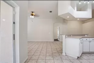 9827 White Barn Way, Riverview, FL 33569 - Photo 9