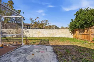 16502 Lake Heather Dr, Tampa, FL 33618 - Photo 29