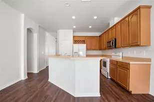 12122 Fern Blossom Dr, Gibsonton, FL 33534 - Photo 7