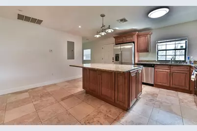 5700 Marinell Drive, Orlando, FL 32809 - Photo 3