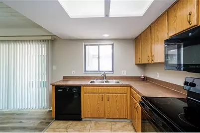 4212 Temple Heights Road, Tampa, FL 33617 - Photo 7